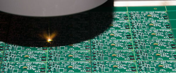PCB分板方式有哪些？什么是激光PCB分板？