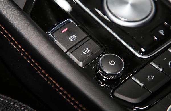 汽車(chē)標(biāo)識(shí)logo都是如何進(jìn)行打標(biāo)的？答案是用激光打標(biāo)機(jī)！(圖3)